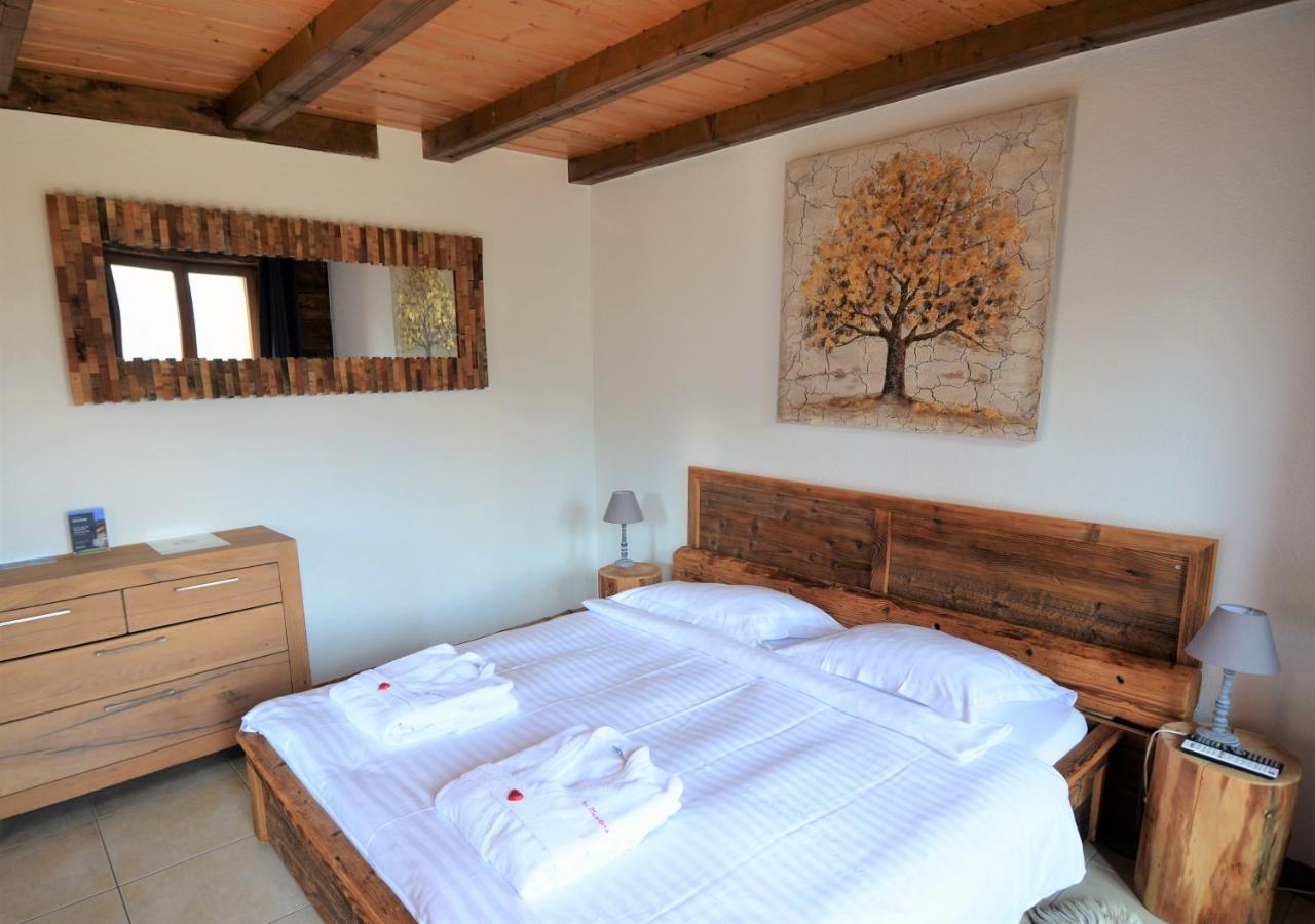 Les Chambres Et Roulottes Des Noisetiers Leysin Kültér fotó